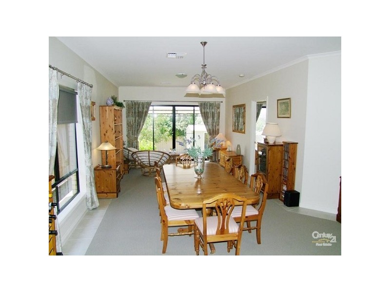 4 Dodd Avenue, Port Noarlunga SA 5167