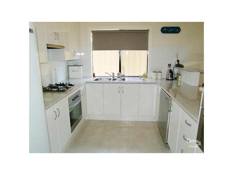 4 Dodd Avenue, Port Noarlunga SA 5167