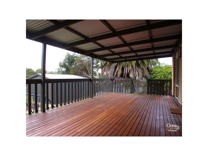 16 Madeira Drive, Morphett Vale SA 5162