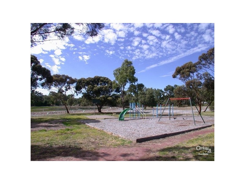 16 Madeira Drive, Morphett Vale SA 5162