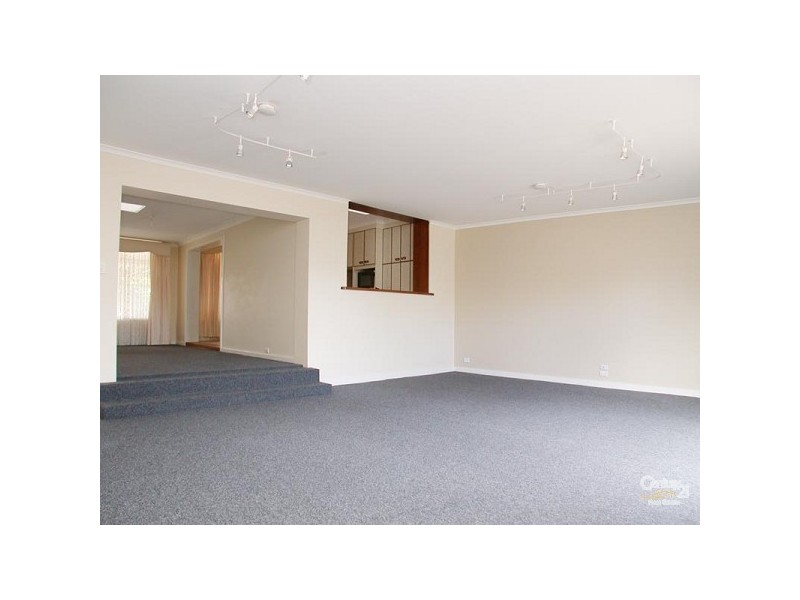 29 Salisbury Avenue, Morphett Vale SA 5162