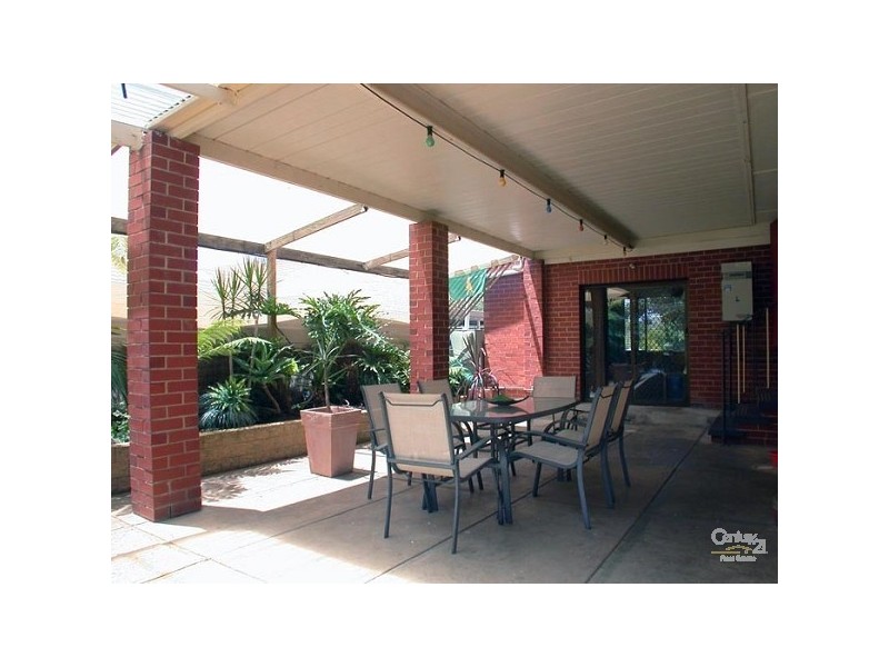 27 Peregrine Crescent, Christie Downs SA 5164