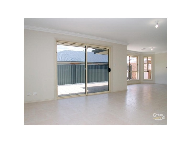 22 Rialto Street, Morphett Vale SA 5162