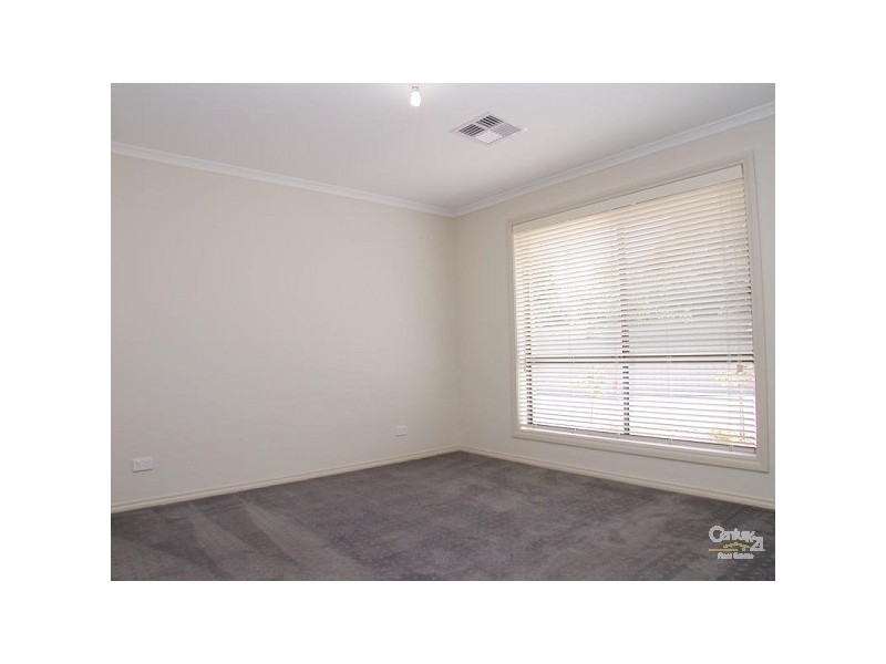 22 Rialto Street, Morphett Vale SA 5162