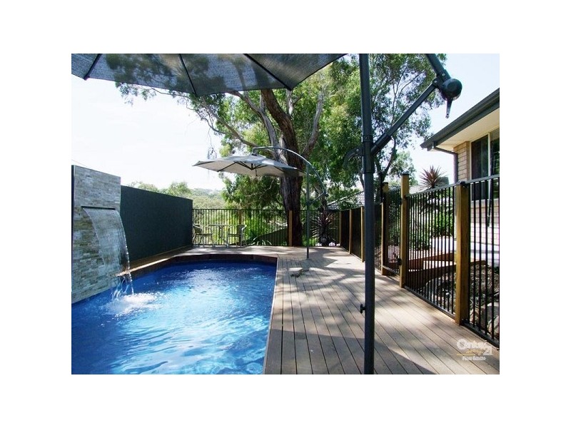 29 Dunalbyn Drive, Aberfoyle Park SA 5159