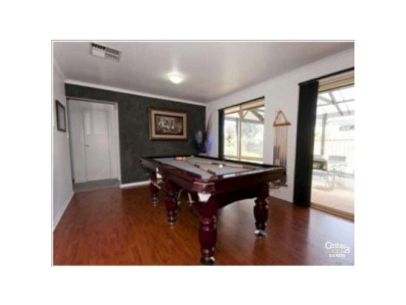 29 Dunalbyn Drive, Aberfoyle Park SA 5159