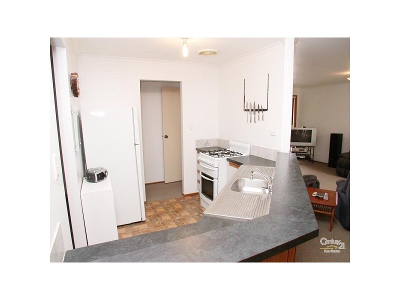 13 Barton Drive, Trott Park SA 5158