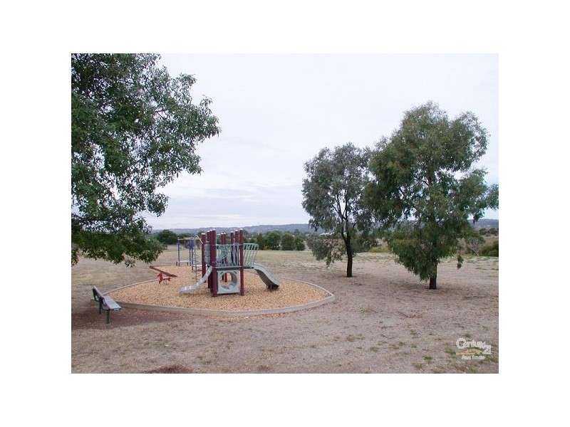 13 Barton Drive, Trott Park SA 5158