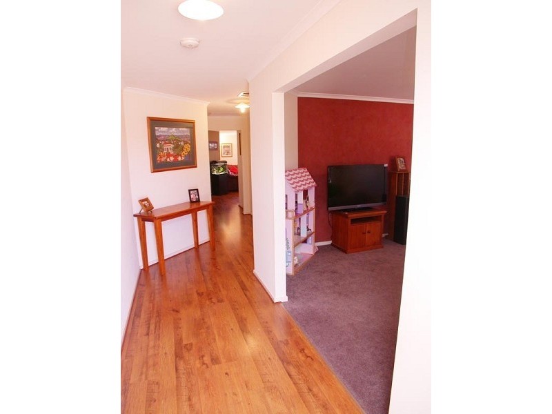 26 Torquay Drive, Seaford Rise SA 5169