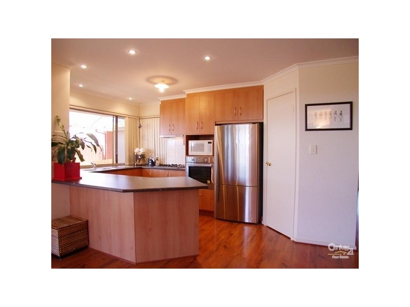 26 Torquay Drive, Seaford Rise SA 5169