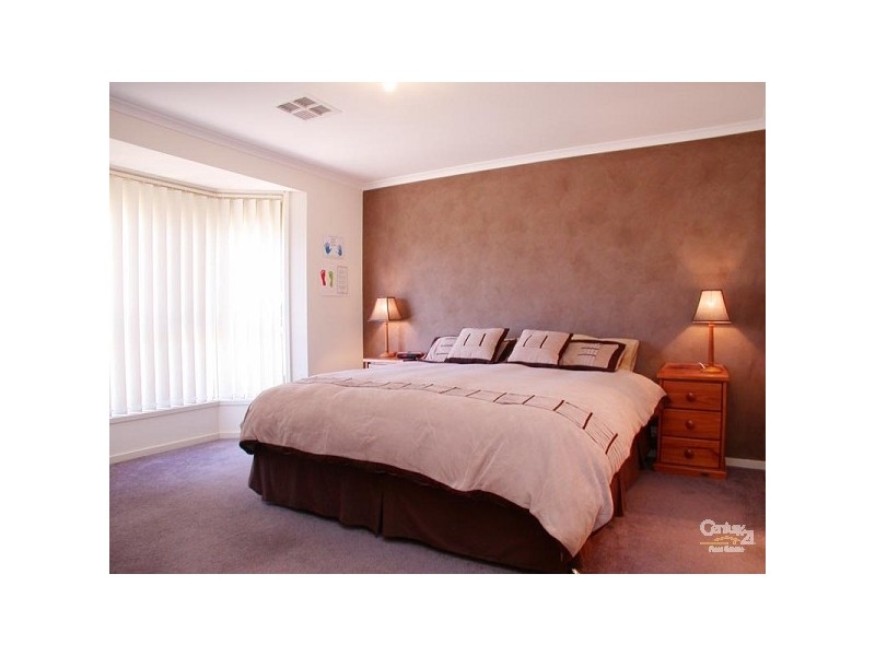 26 Torquay Drive, Seaford Rise SA 5169