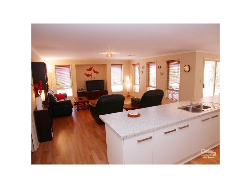 39 Lighthouse Terrace, Seaford Meadows SA 5169