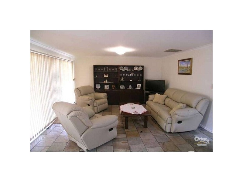 10 Drumborg Court, Woodcroft SA 5162