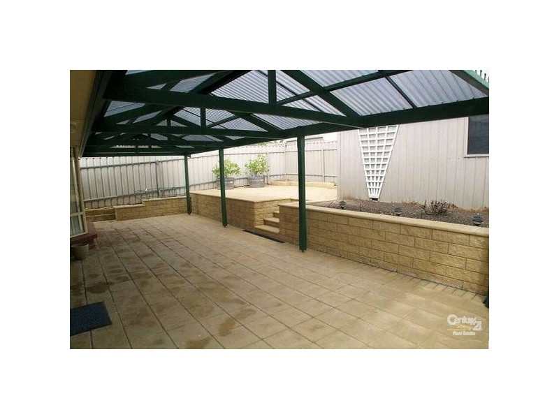 10 Drumborg Court, Woodcroft SA 5162