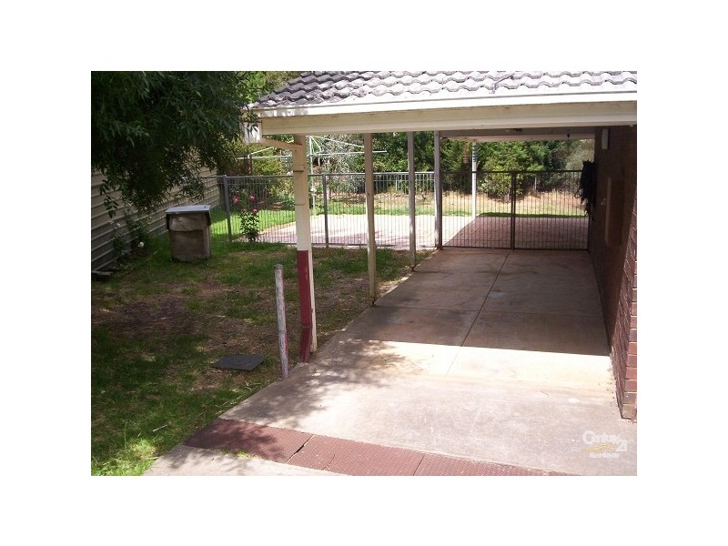 10 Nayook Grove, Happy Valley SA 5159