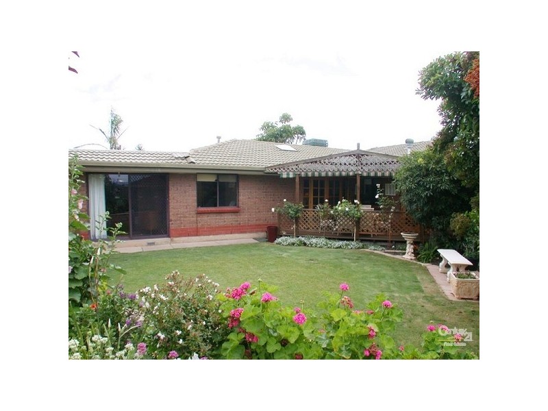 12 Goodrington Way, Moana SA 5169
