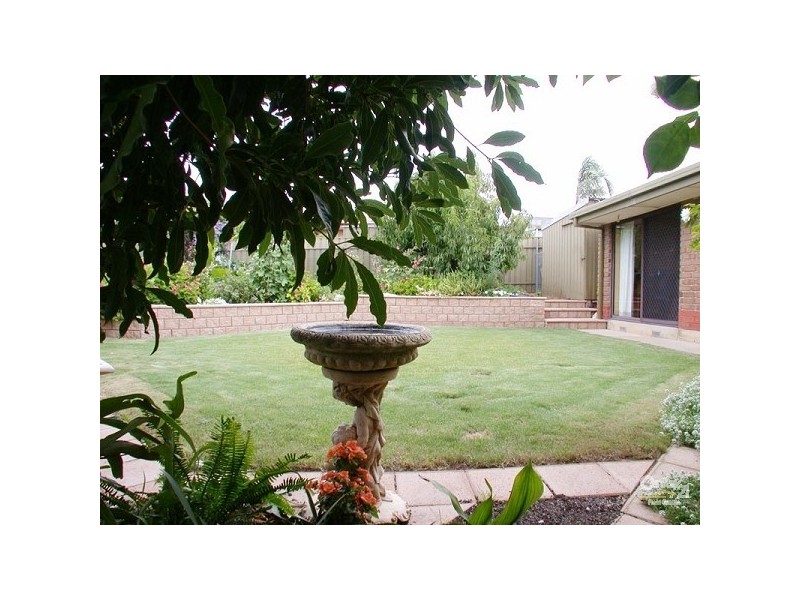 12 Goodrington Way, Moana SA 5169