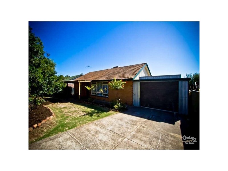 9 Charles Street, Christie Downs SA 5164