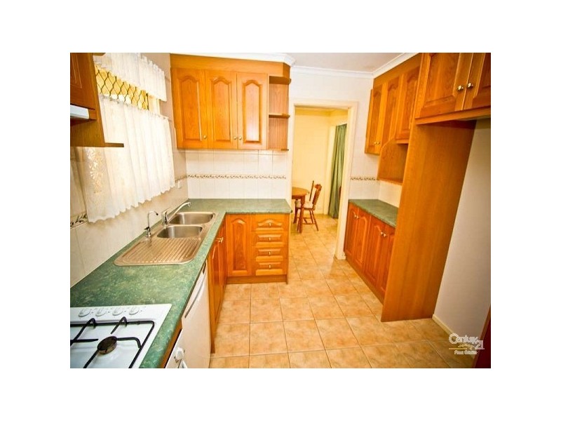 9 Charles Street, Christie Downs SA 5164