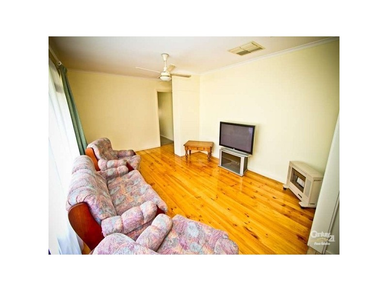 9 Charles Street, Christie Downs SA 5164