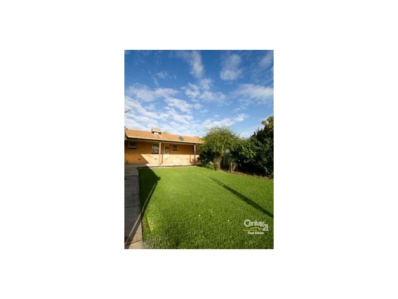 9 Charles Street, Christie Downs SA 5164