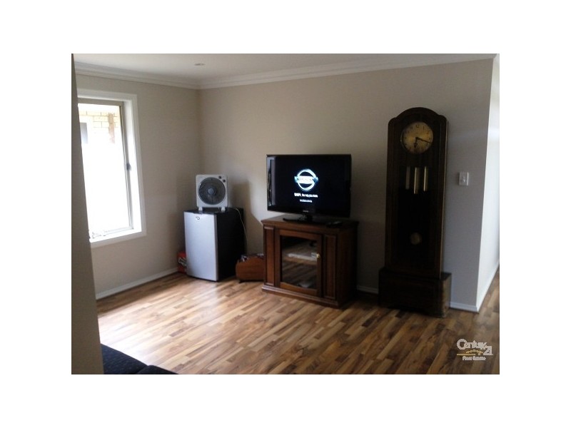 27 Oliphant Ave, Marion SA 5043