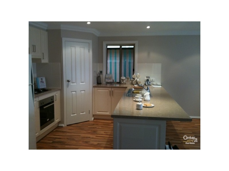 27 Oliphant Ave, Marion SA 5043