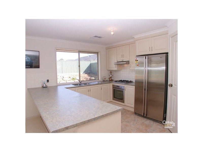 10 Summer Street, Mclaren Flat SA 5171