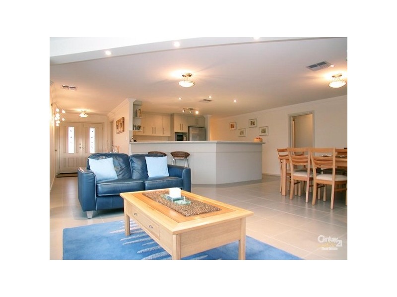 113 Grand Boulevard, Seaford Rise SA 5169