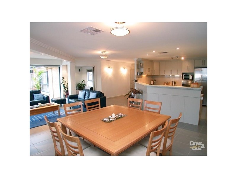 113 Grand Boulevard, Seaford Rise SA 5169