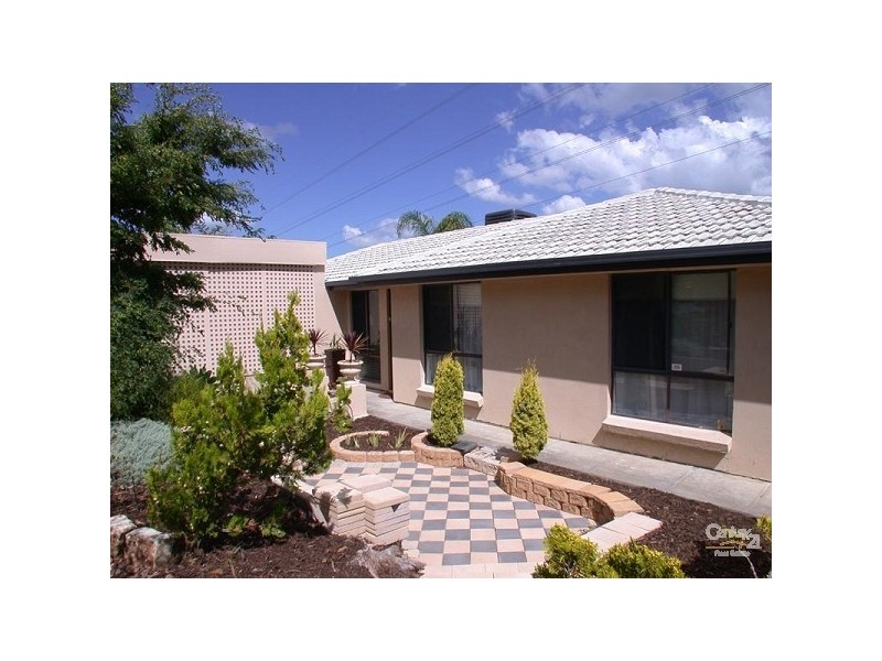 18 Torresan Crescent, Flagstaff Hill SA 5159