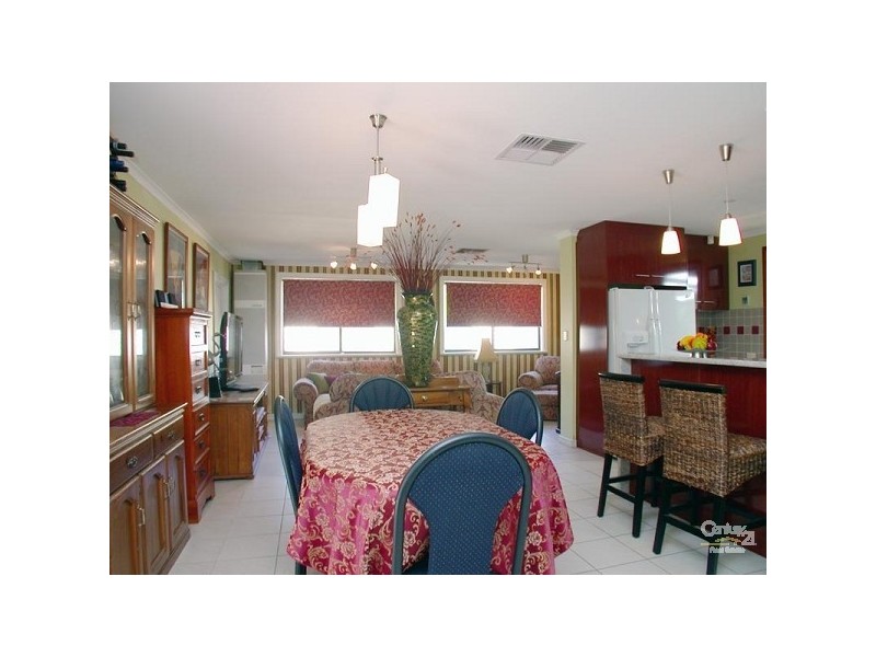 18 Torresan Crescent, Flagstaff Hill SA 5159