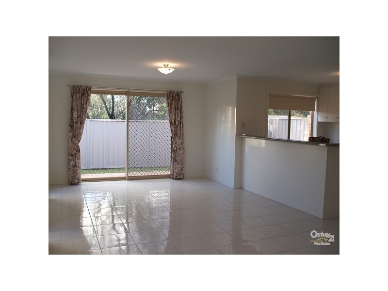 2/11 First Avenue, Ascot Park SA 5043