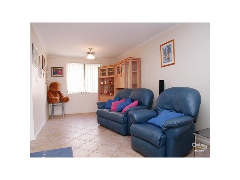 27 Scottsglade Road, Christie Downs SA 5164