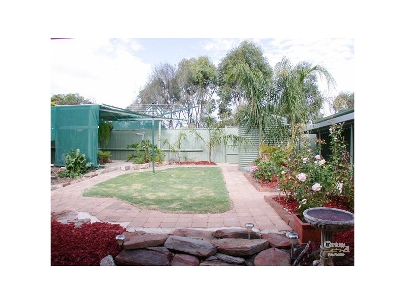 27 Scottsglade Road, Christie Downs SA 5164