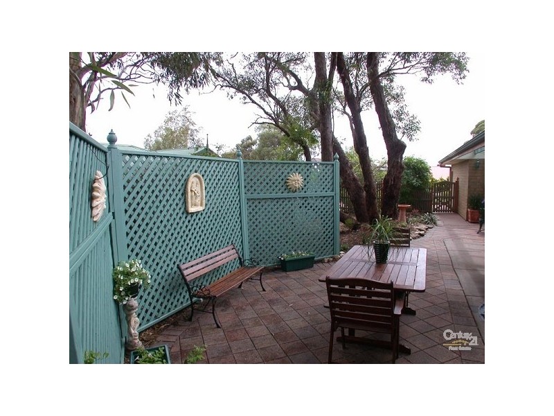 16 Eucalypt Circuit, Flagstaff Hill SA 5159