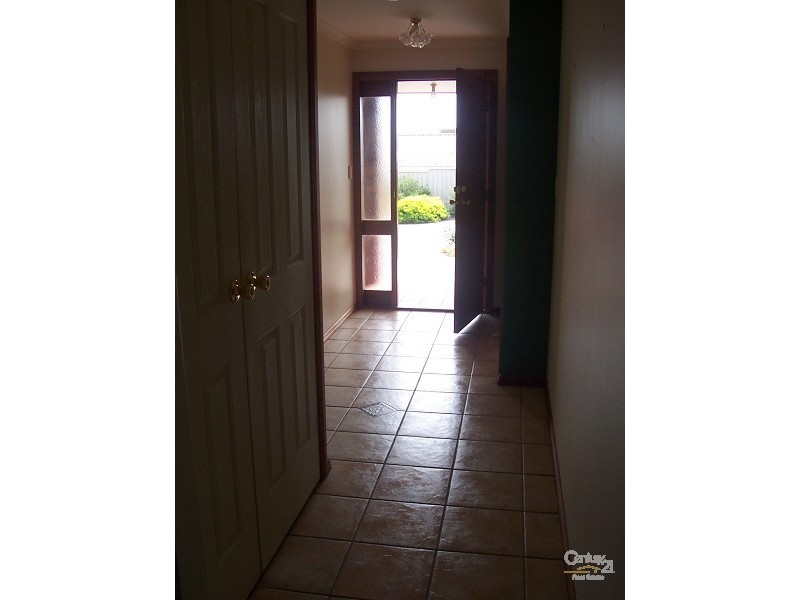 31 Tuscanny Way, Woodcroft SA 5162