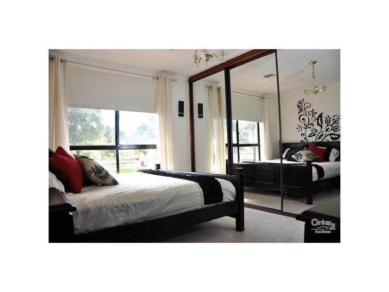 33 Marston Drive, Morphett Vale SA 5162