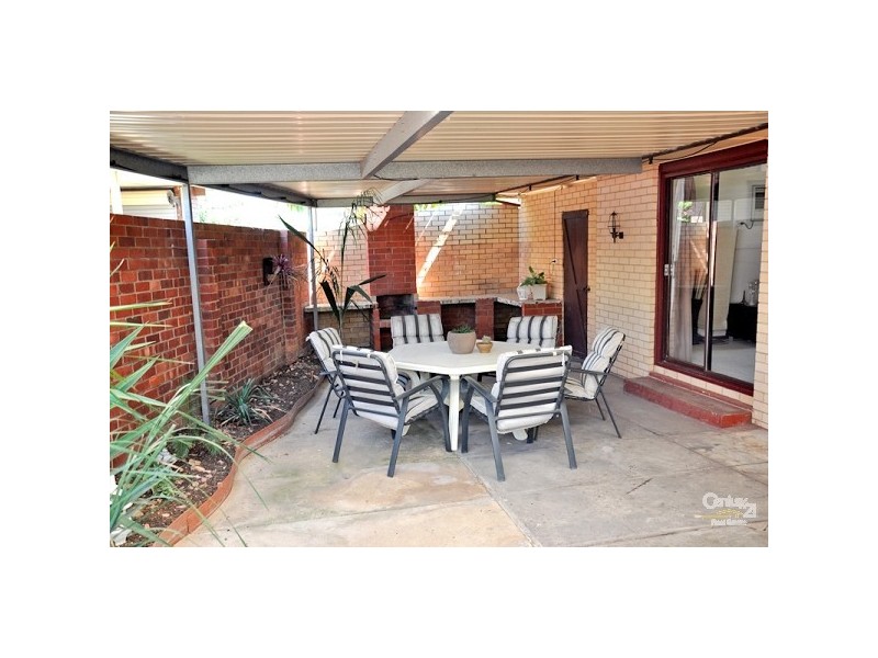 33 Marston Drive, Morphett Vale SA 5162