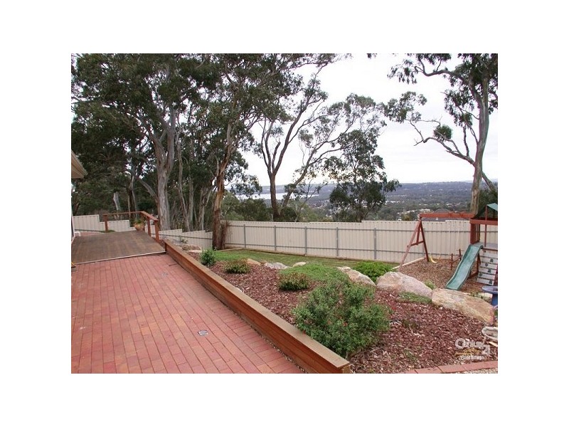 17 Charlson Rise, Happy Valley SA 5159