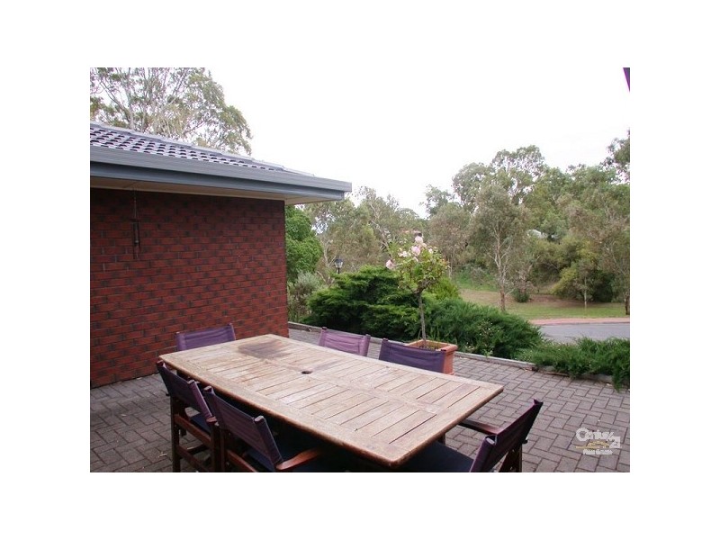 18 Peppermint Grove, Aberfoyle Park SA 5159