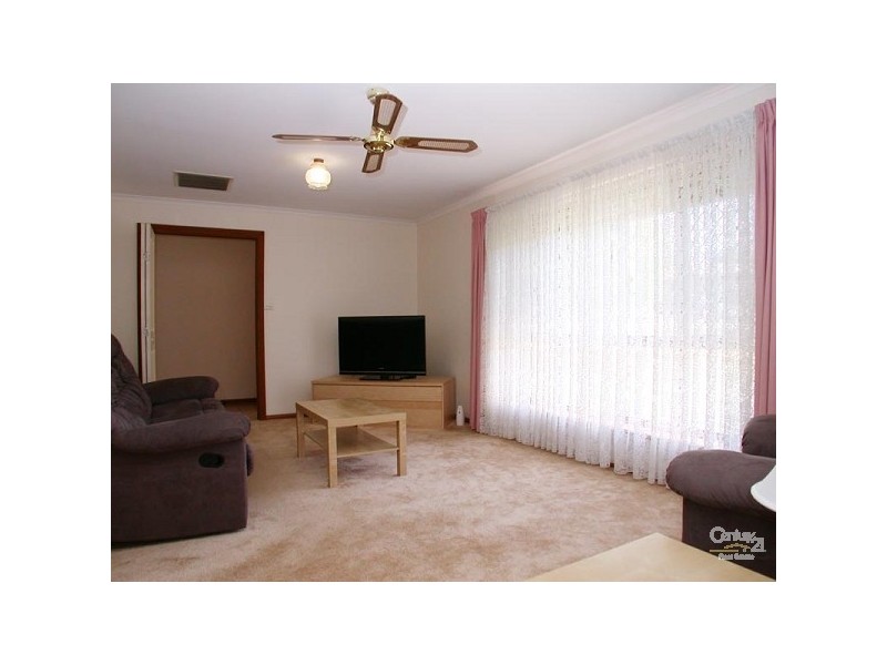 5 Phoenix Crescent, Old Reynella SA 5161