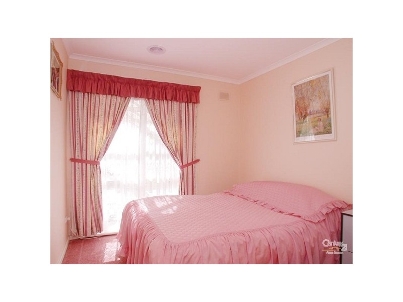 99 Braeside Avenue, Seacombe Heights SA 5047