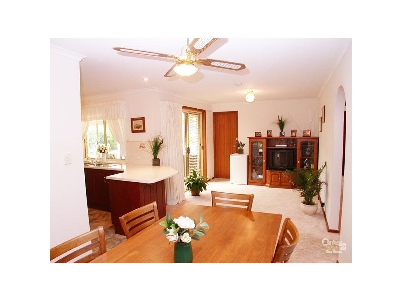 88 Mawson Cct, Woodcroft SA 5162