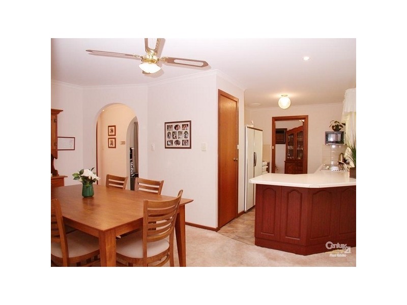 88 Mawson Cct, Woodcroft SA 5162