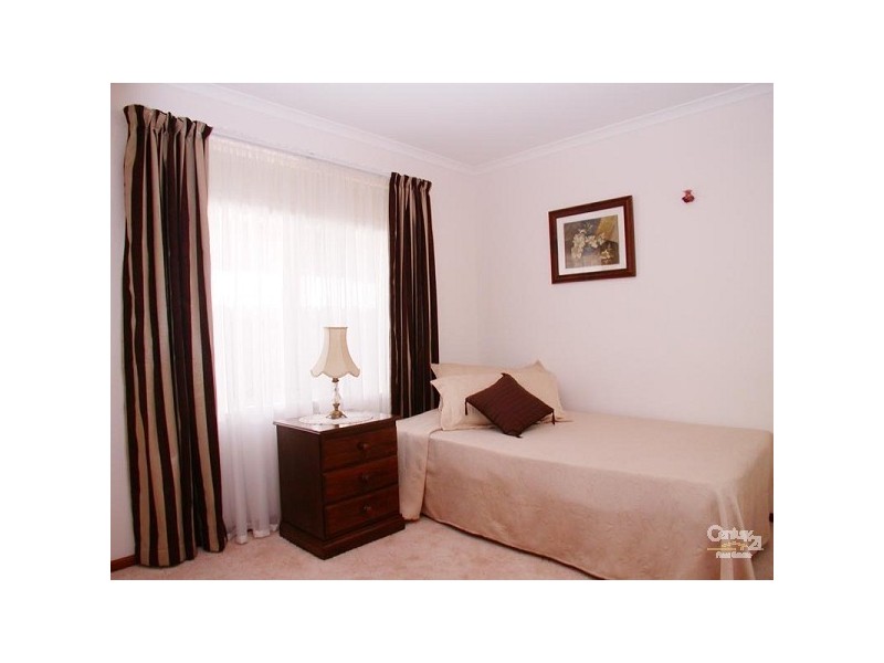 88 Mawson Cct, Woodcroft SA 5162