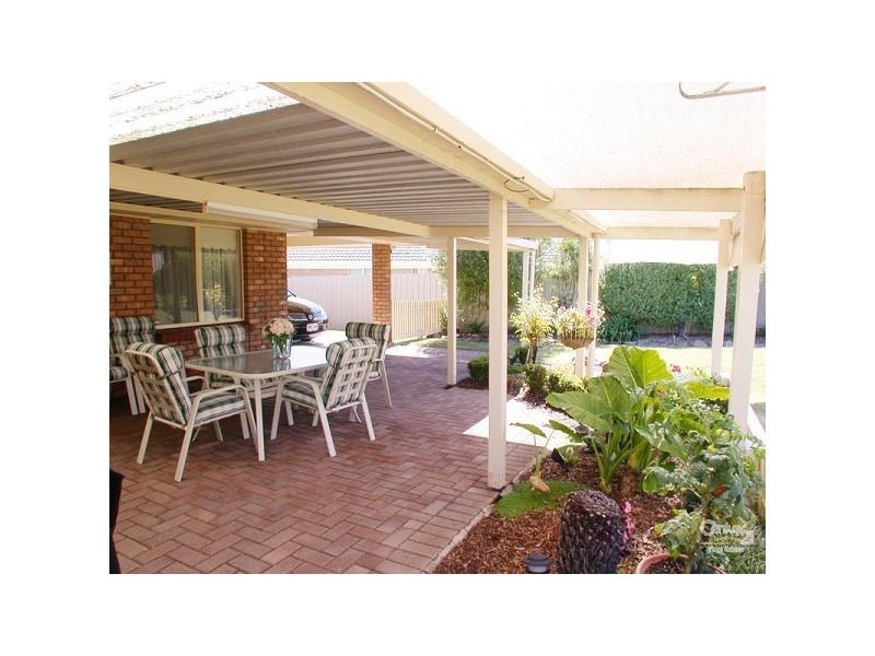 88 Mawson Cct, Woodcroft SA 5162