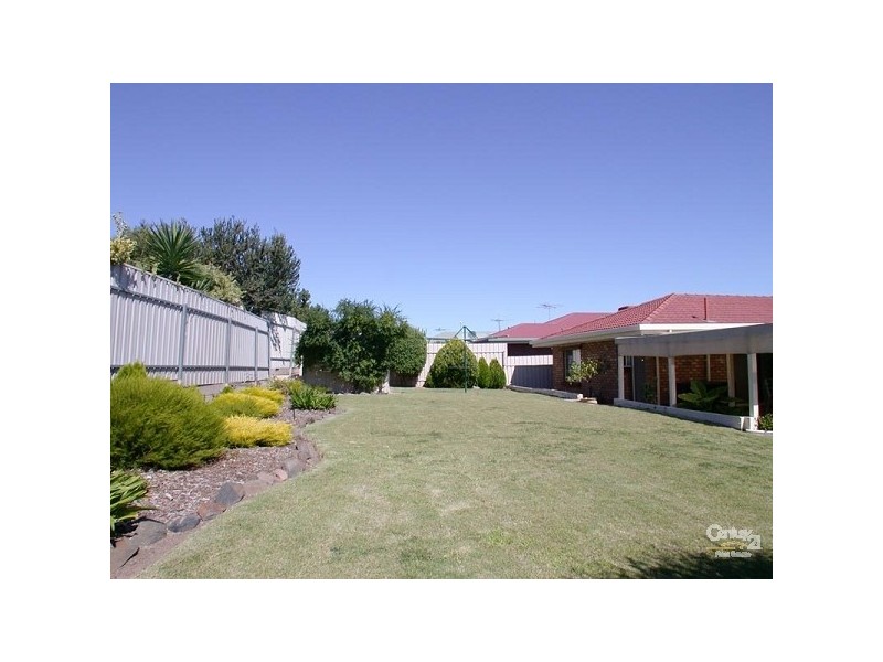88 Mawson Cct, Woodcroft SA 5162