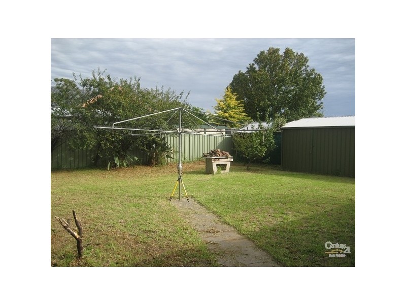 33 Lutana Crescent, Mitchell Park SA 5043