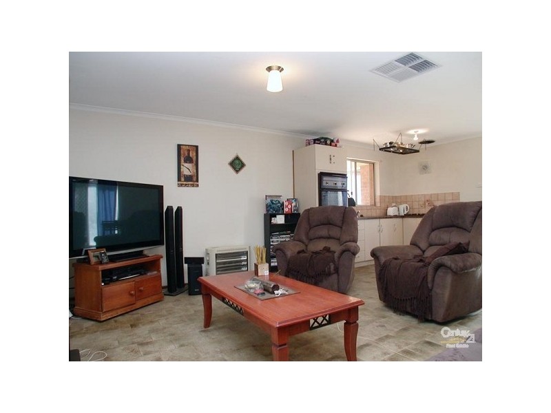 9 Larrimah Road, Morphett Vale SA 5162